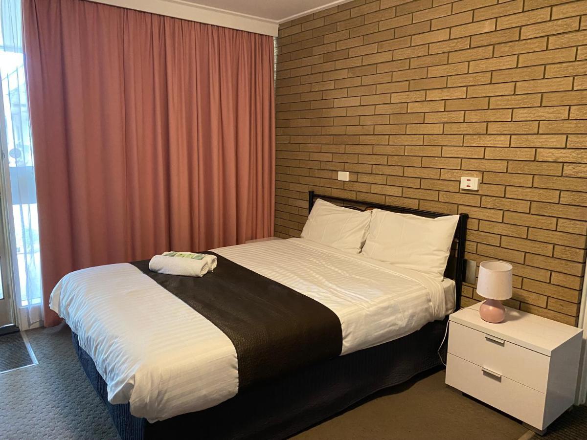 Warrina Motor Inn Wodonga Cbd Extérieur photo