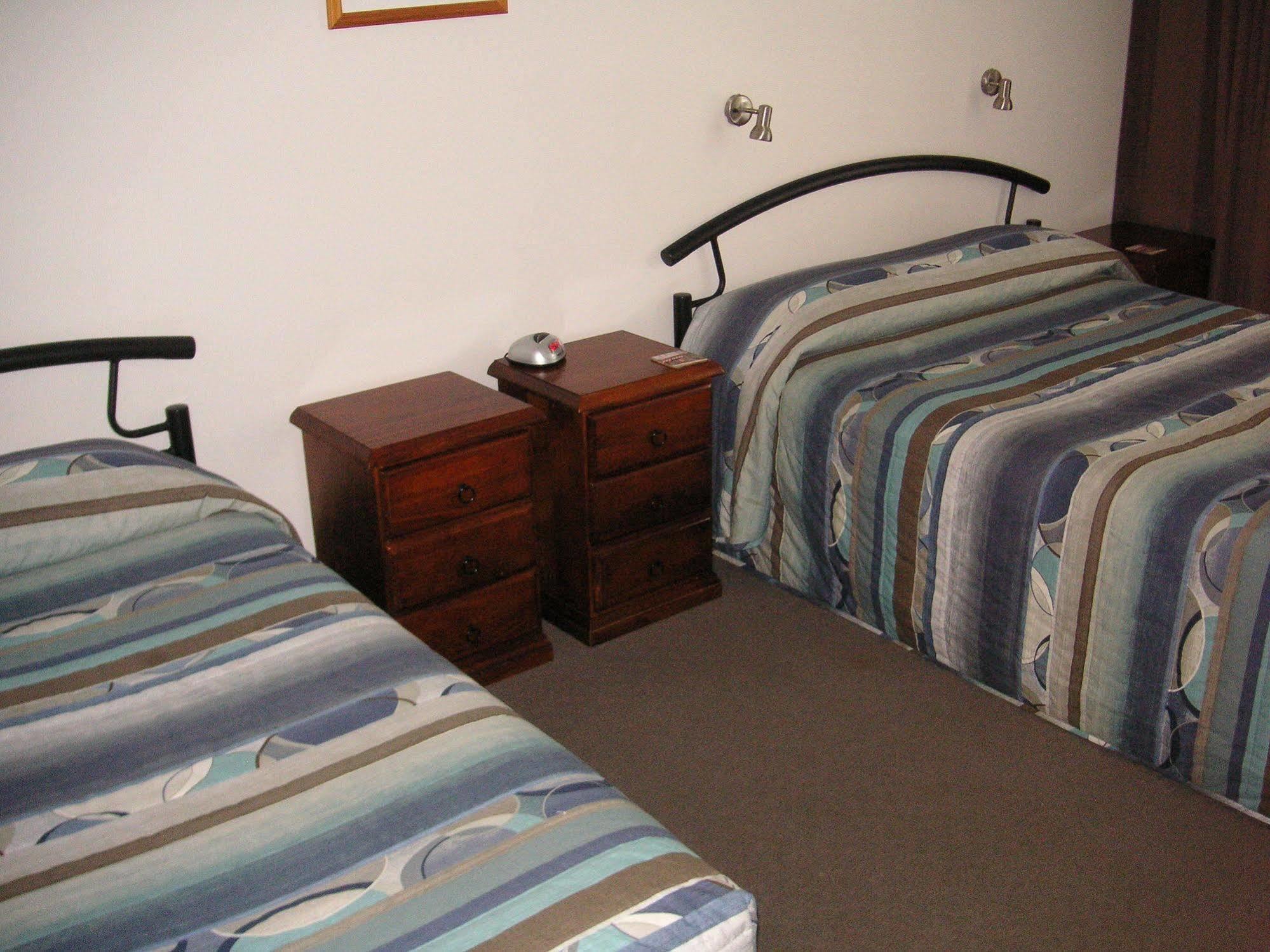 Warrina Motor Inn Wodonga Cbd Extérieur photo
