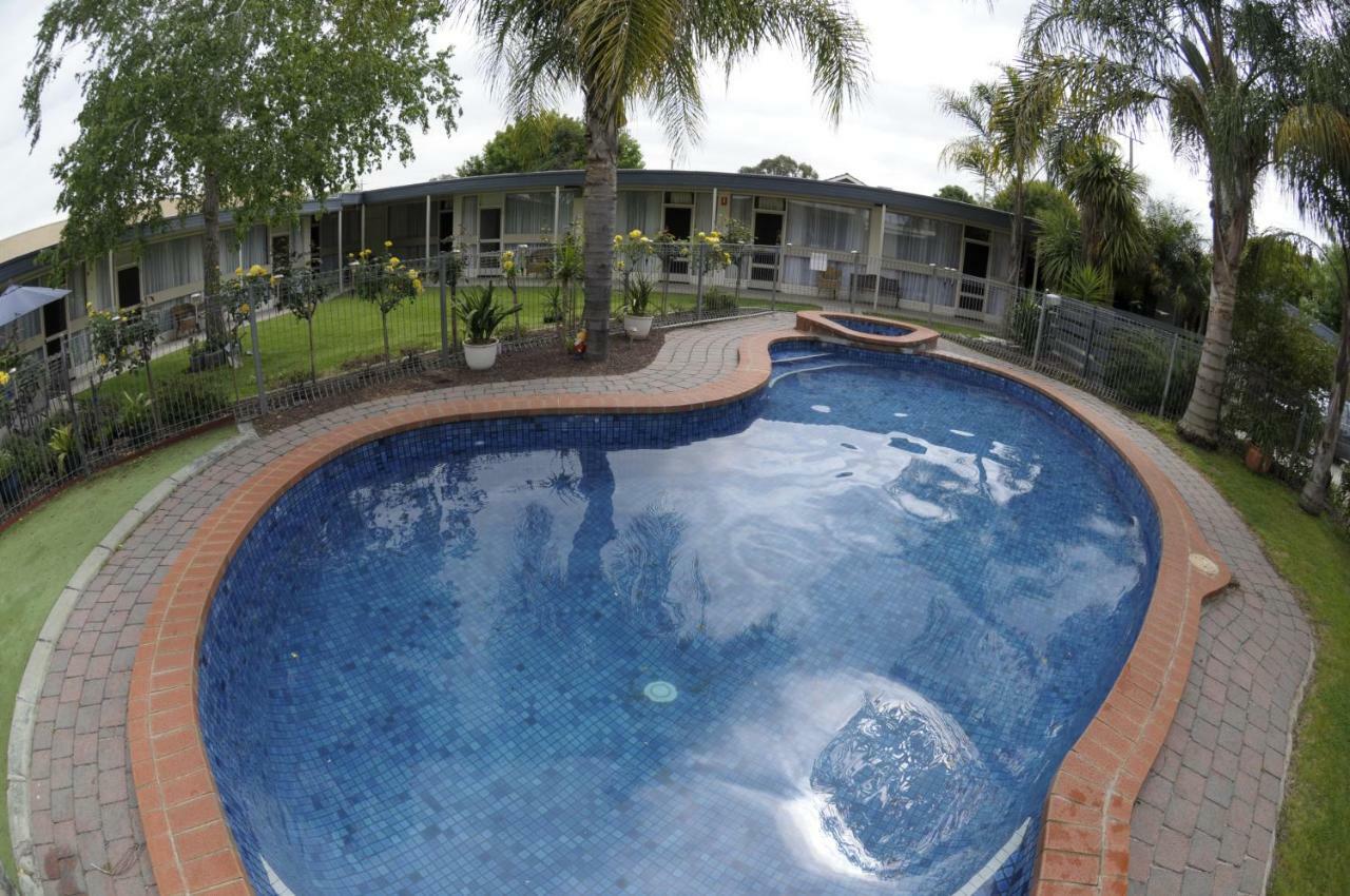 Warrina Motor Inn Wodonga Cbd Extérieur photo